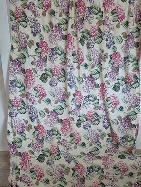 Floral Hydrangea Print Curtain Panel in Cream, Pink & Purple 44x74